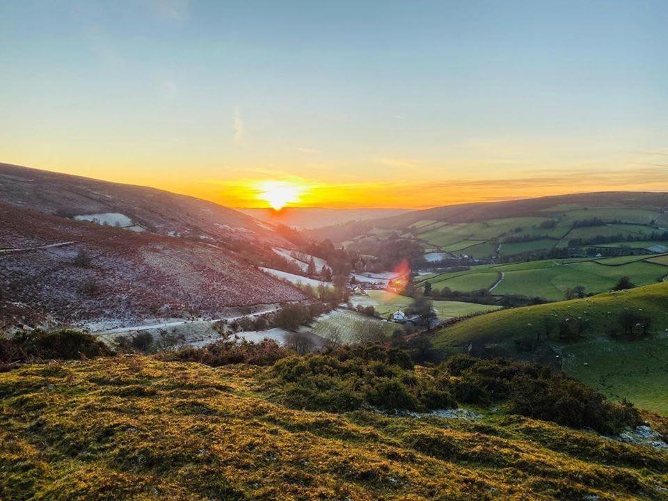 Nant-Y-Glyn Villa Ландриндод Уелс Екстериор снимка